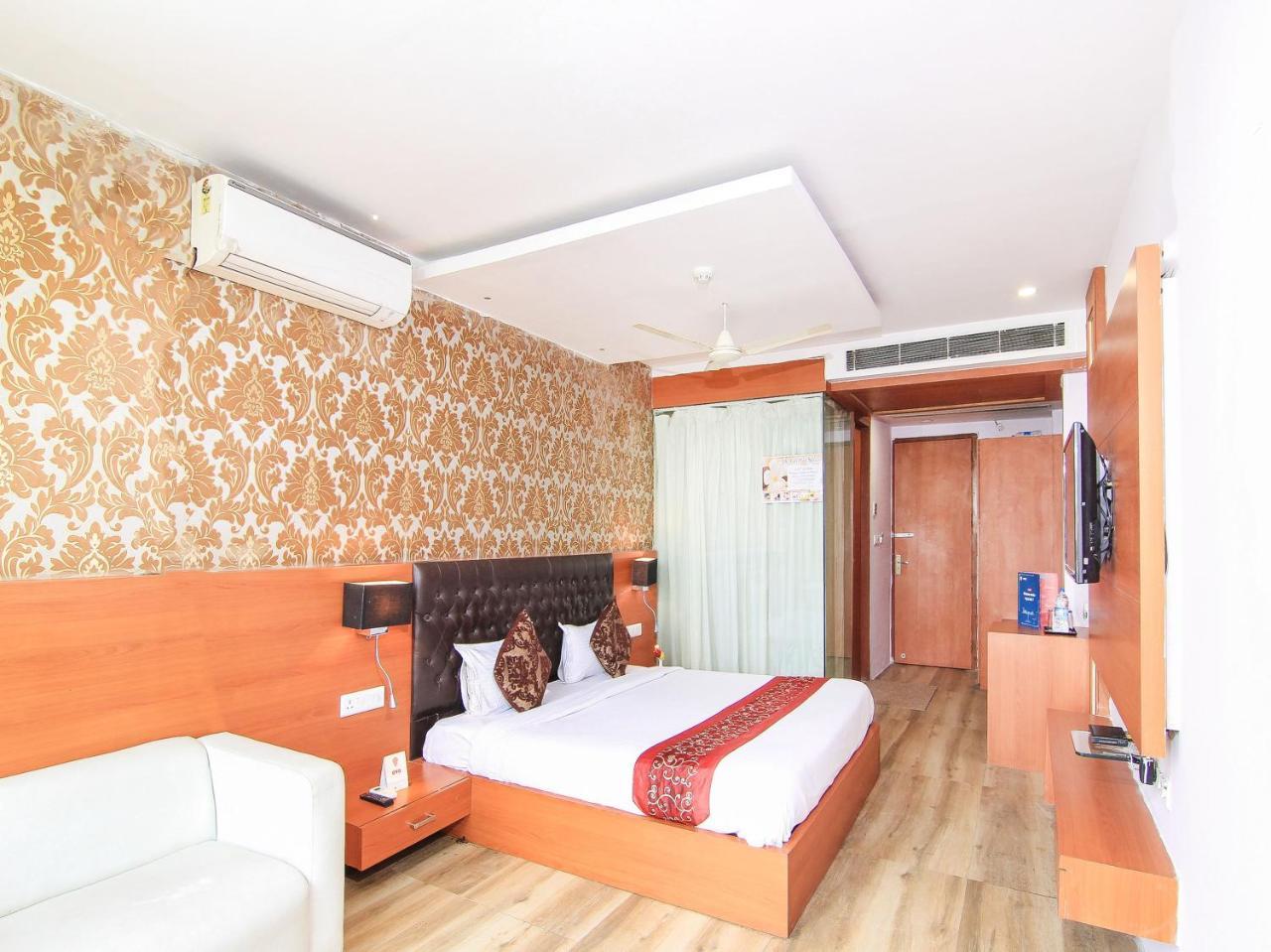 Hotel Oyo 3683 De Global Park Hasanganj Esterno foto